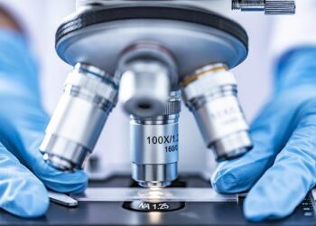 Titans of Health: A Definitive Analysis of UnitedHealthcare and Cigna