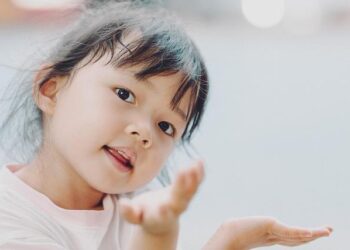 The Medicare Maze: A Daughter’s Journey Through a Broken Promise and the Battle for America’s Health